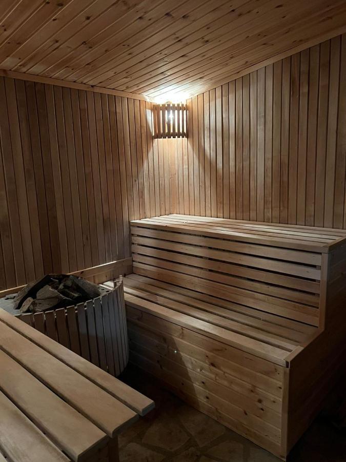 Glamping Wolf Mount Villa Margahovit Exterior foto